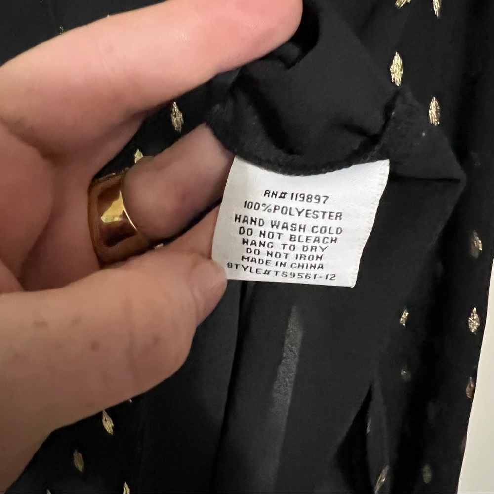 Collective Concepts Blouse with Metallic Ikat Print M - Picture 11 of 11